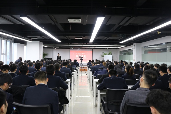 2019年，聯(lián)測(cè)“新征程，大未來”年終盛典